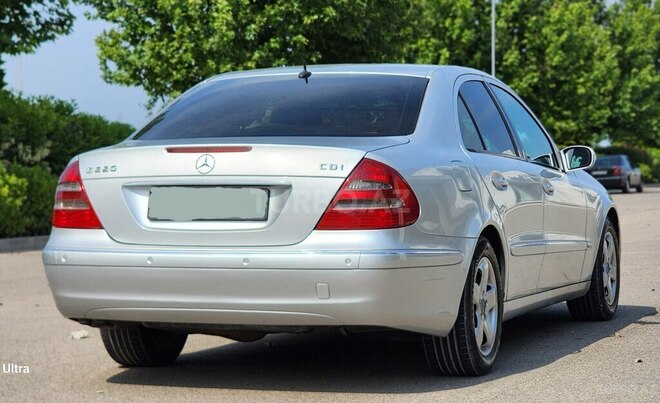 Mercedes E 220 d 2006, 358,400 km - 2.2 l - Bakı