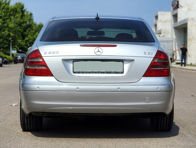 Mercedes E 220 d 2006, 358,400 km - 2.2 l - Bakı