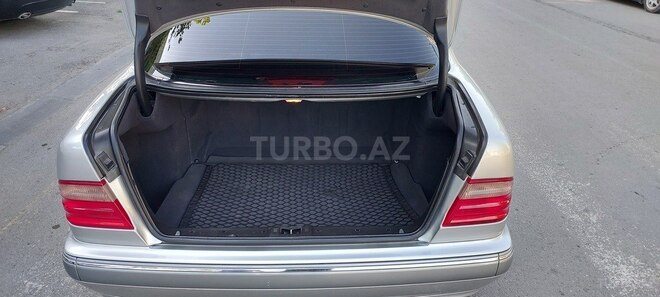 Mercedes E 200 1999, 264,000 km - 2.0 l - Mingəçevir