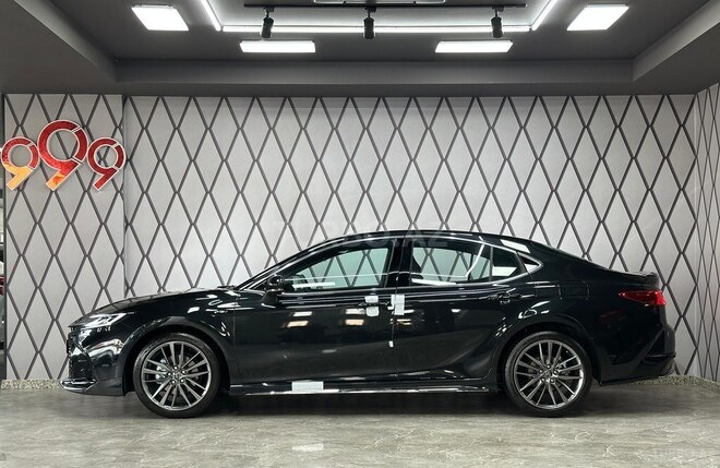 Toyota Camry-4
