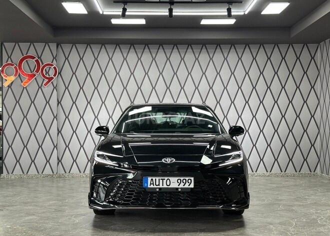 Toyota Camry-1
