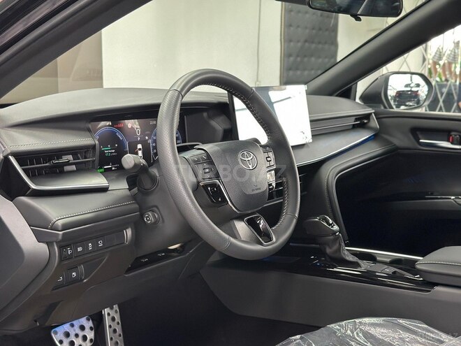 Toyota Camry-8