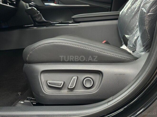 Toyota Camry-16