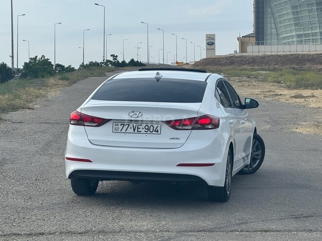 Hyundai Elantra 2017, 156,000 km - 2.0 l - Bakı
