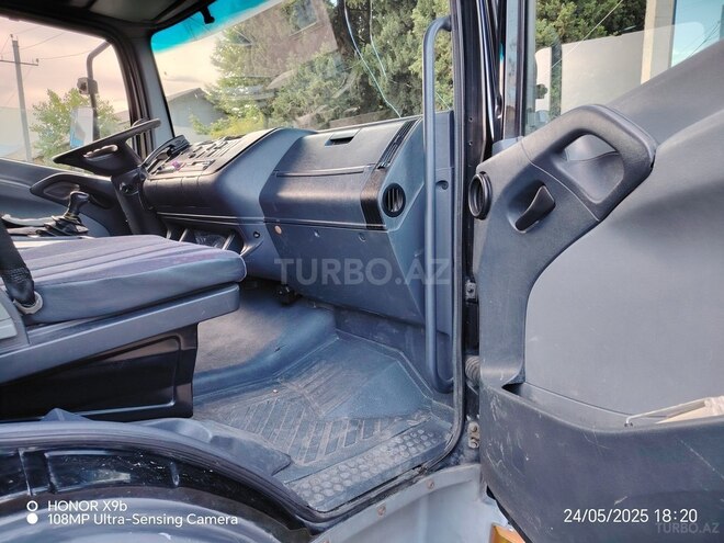 Mercedes Atego 815 2001, 958,000 km - 4.3 л - Balakən