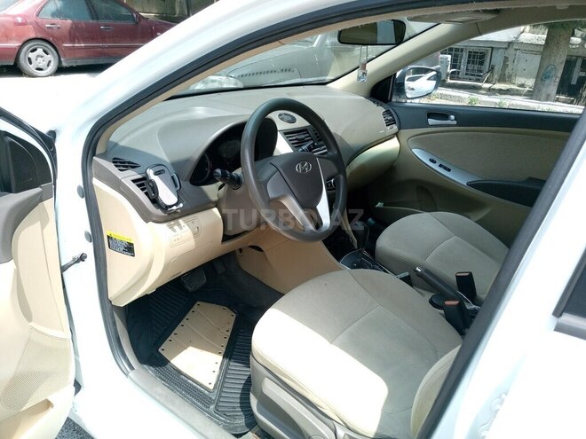 Hyundai Accent 2014, 206,000 km - 1.6 l - Bakı