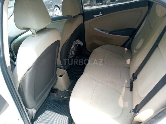 Hyundai Accent 2014, 206,000 km - 1.6 l - Bakı