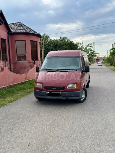 Ford Transit-1