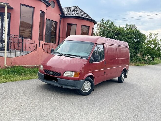 Ford Transit-2