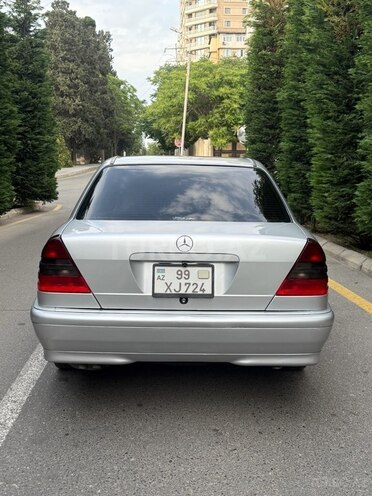 Mercedes C 200-5