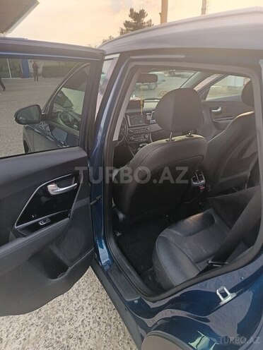 Kia Niro 2017, 180,000 km - 1.6 l - Bakı
