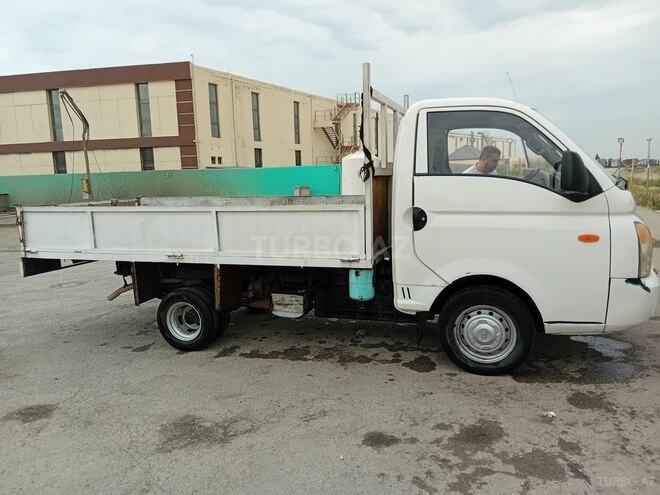 Hyundai H 100 2009, 240,648 km - 2.6 л - Bakı