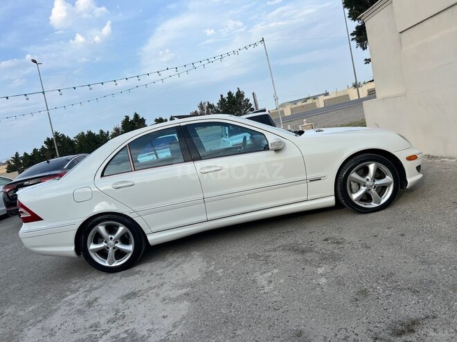 Mercedes C 230 2007, 242,678 km - 2.5 l - Bakı