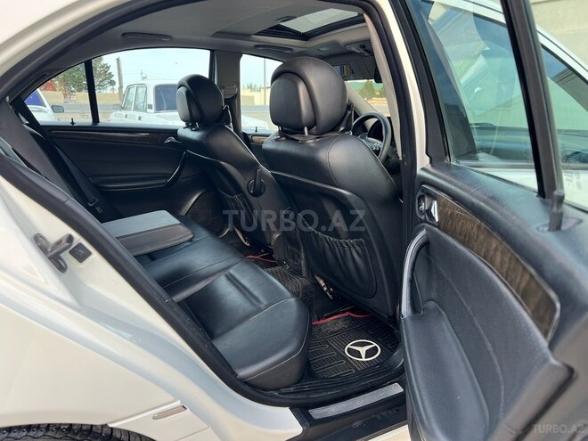 Mercedes C 230 2007, 242,678 km - 2.5 l - Bakı