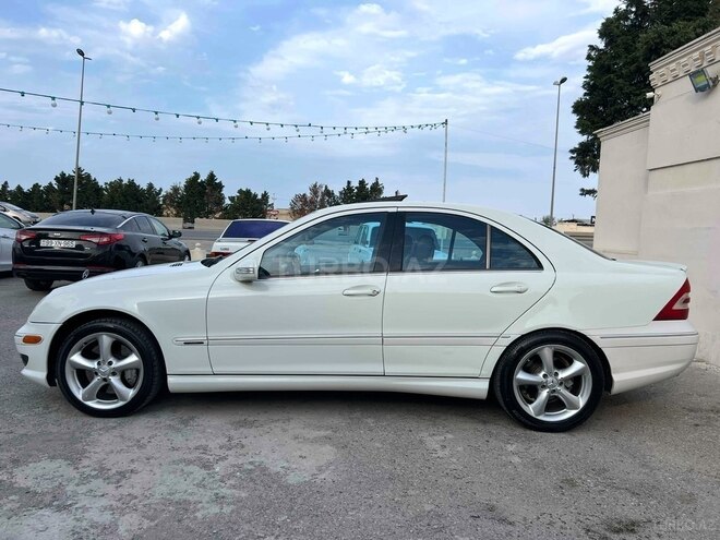Mercedes C 230 2007, 242,678 km - 2.5 l - Bakı