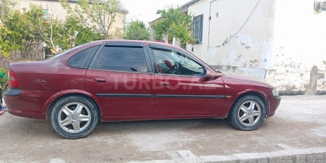 Opel Vectra 1996, 483,000 km - 1.8 l - Bakı