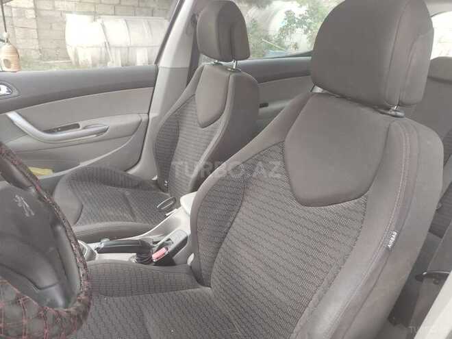 Peugeot 308 2008, 136,000 km - 1.6 l - Bakı