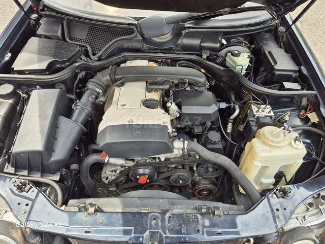 Mercedes E 200 1997, 310,000 km - 2.0 l - Bakı