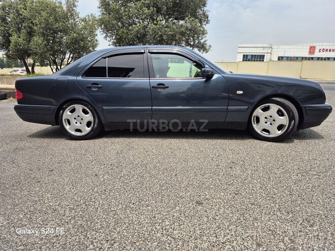 Mercedes E 200 1997, 310,000 km - 2.0 l - Bakı