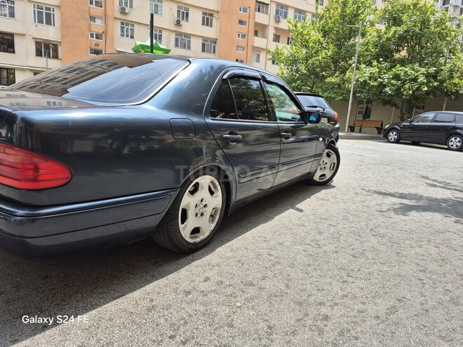 Mercedes E 200 1997, 310,000 km - 2.0 l - Bakı