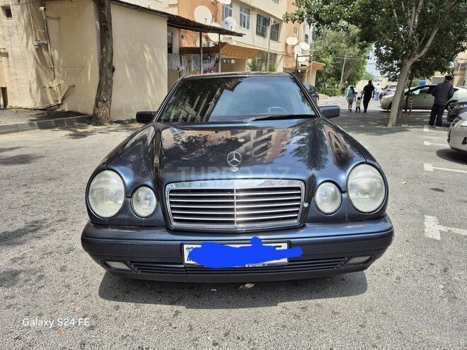 Mercedes E 200 1997, 310,000 km - 2.0 l - Bakı