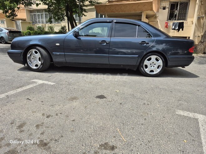 Mercedes E 200 1997, 310,000 km - 2.0 l - Bakı