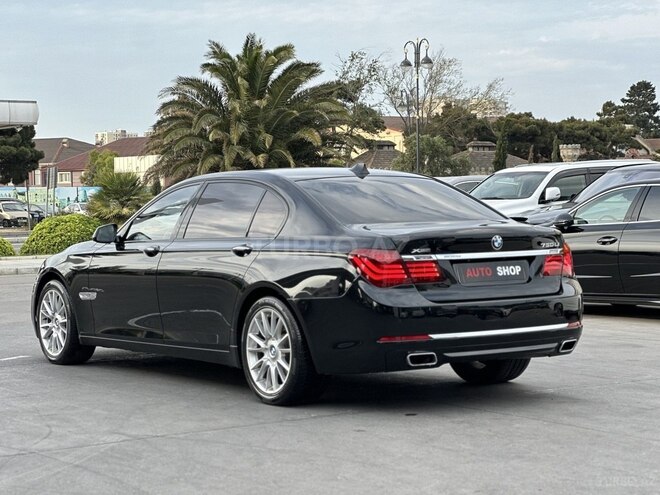 BMW 750 2013, 180,000 km - 4.4 l - Bakı
