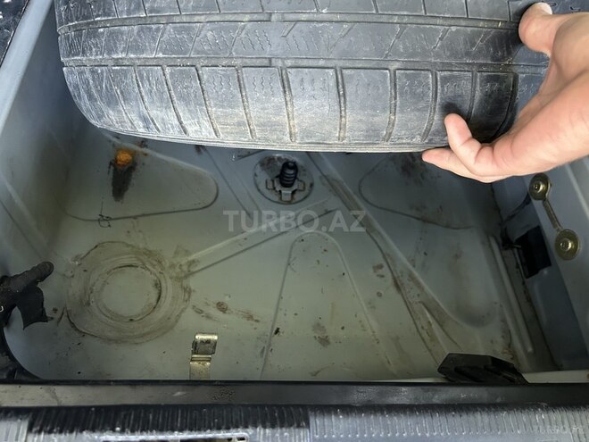 Mercedes E 280 1997, 350,000 km - 2.8 l - Mingəçevir