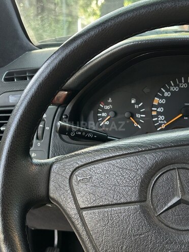 Mercedes E 280 1997, 350,000 km - 2.8 l - Mingəçevir