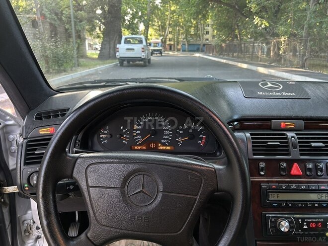 Mercedes E 280 1997, 350,000 km - 2.8 l - Mingəçevir