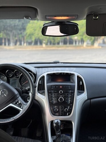Opel Astra 2011, 278,000 km - 1.3 l - Bakı