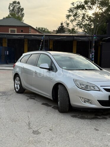 Opel Astra 2011, 278,000 km - 1.3 l - Bakı