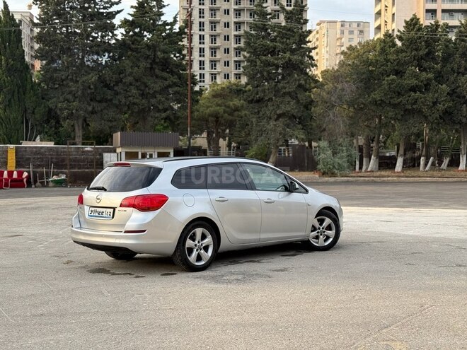 Opel Astra 2011, 278,000 km - 1.3 l - Bakı