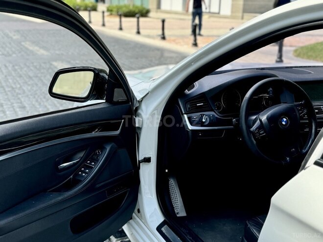 BMW 528 2013, 233,000 km - 2.0 l - Bakı