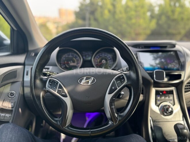 Hyundai Elantra 2012, 200,000 km - 1.6 l - Bakı