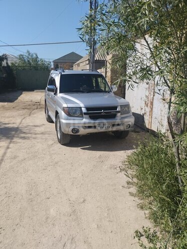 Mitsubishi Pajero io 2002, 400,000 km - 1.8 л - Bakı