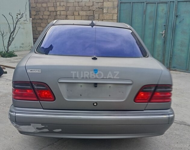 Mercedes E 220 d 2000, 333,333 km - 2.2 l - Bakı