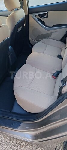 Hyundai Elantra 2016, 53,000 km - 1.8 л - Yevlax