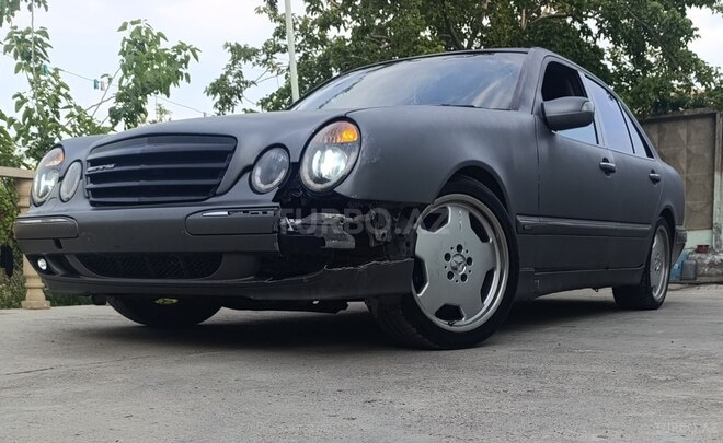 Mercedes E 220 d 2000, 333,333 km - 2.2 l - Bakı
