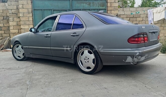 Mercedes E 220 d 2000, 333,333 km - 2.2 l - Bakı