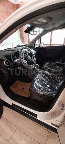 Chevrolet Trax 2015, 131,000 km - 1.4 l - Gəncə
