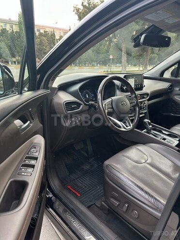 Hyundai Santa Fe-6