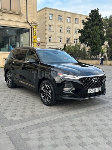 Hyundai Santa Fe-13