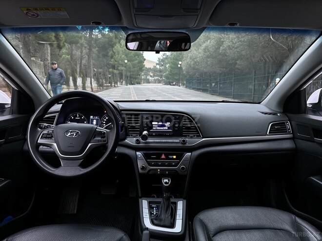 Hyundai Avante 2016, 268,000 km - 1.6 l - Sumqayıt