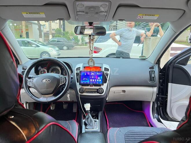 Kia Ceed 2008, 335,000 km - 1.6 л - Qazax