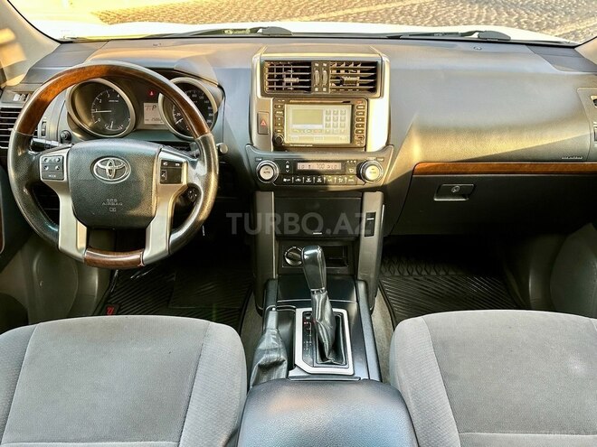 Toyota Land Cruiser Prado 2009, 258,000 km - 2.7 л - Bakı