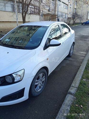 Chevrolet Aveo-9