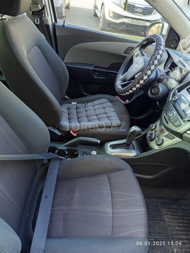 Chevrolet Aveo-4
