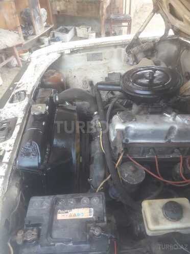 GAZ 24 1985, 258,000 km - 2.5 l - Sabirabad