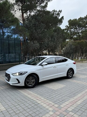 Hyundai Avante 2016, 268,000 km - 1.6 l - Sumqayıt